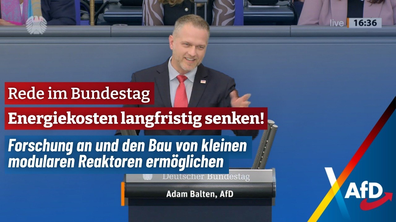 Adam Balten am Rednerpult des Deutschen Bundestages
